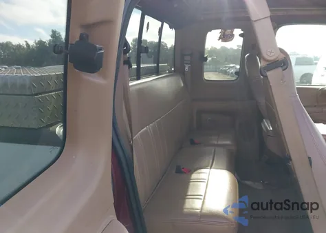 1998 Ford F-150 Lariat/Standard/Xl/Xlt from USA, damaged, VIN 1FTZX17W6WNC11251